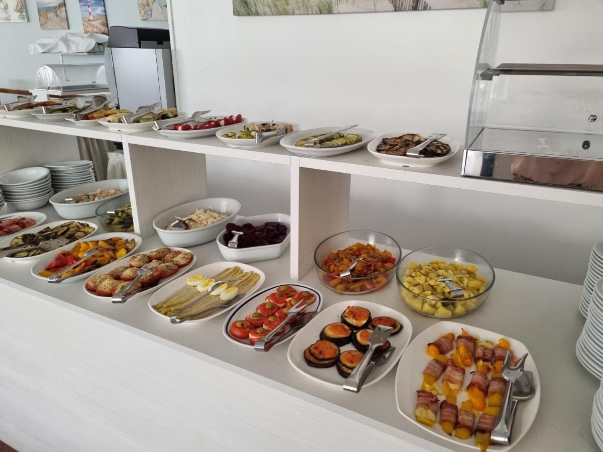 Hotel Serenella Lido di Jesolo Bagian luar foto